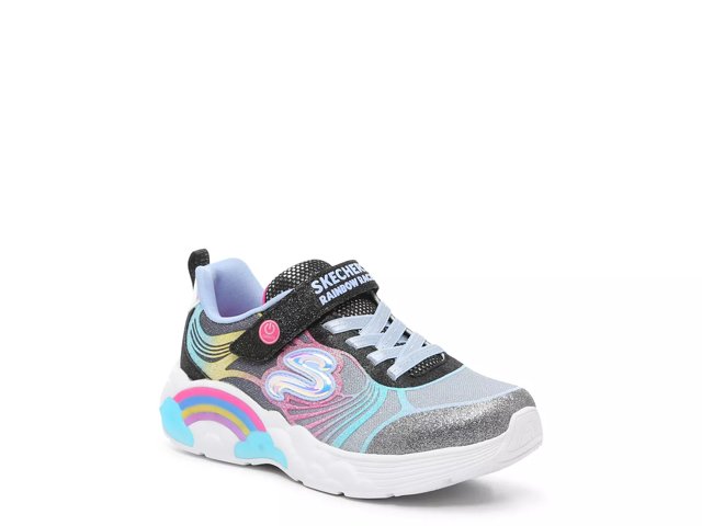 Novas skechers hotsell