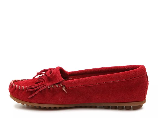 Red minnetonka moccasins outlet