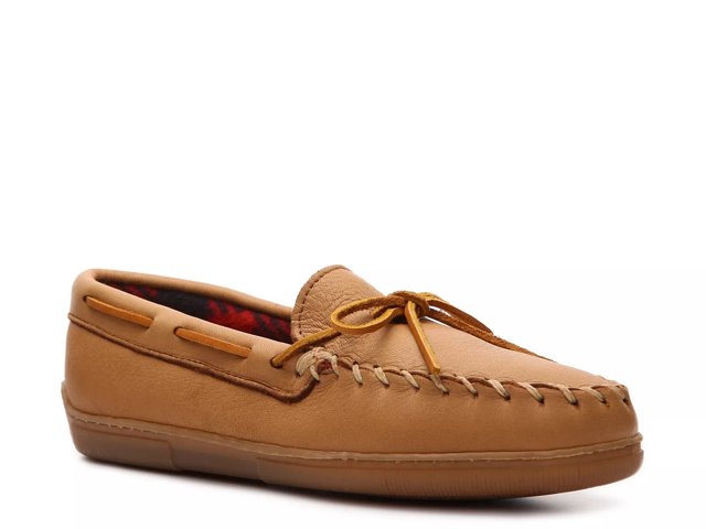Dsw shop minnetonka slippers