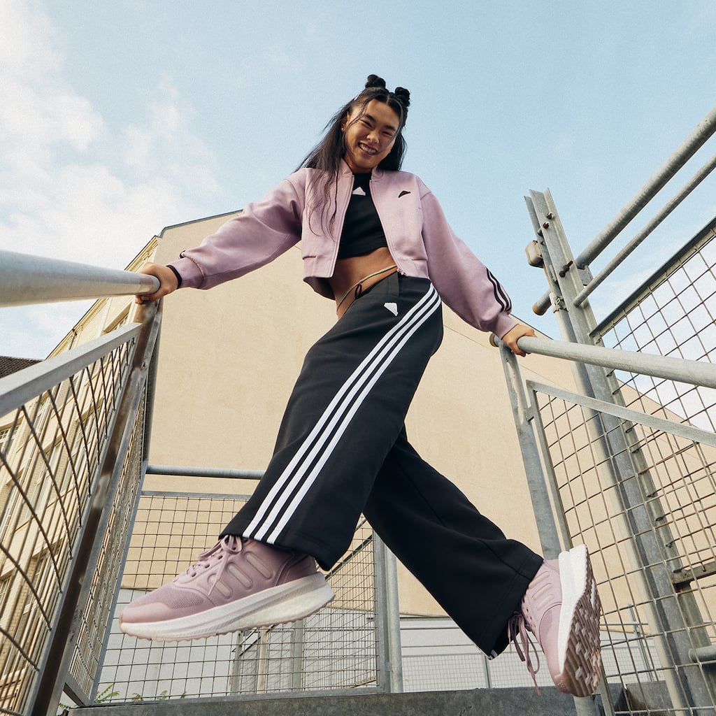 Fashionable  Adidas outfit women, Sporty outfits, Adidas outfit