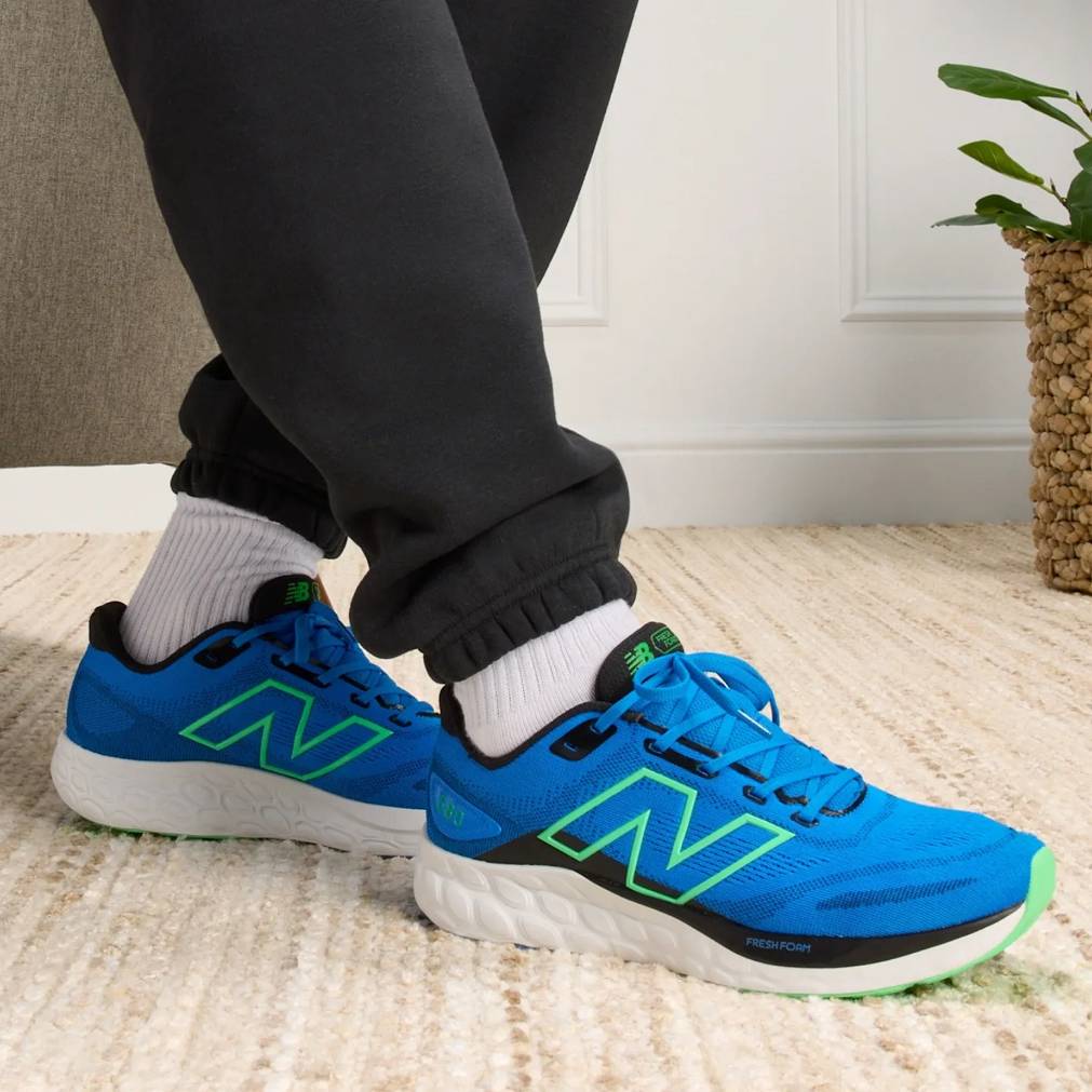 Men's new balance athletic shoes online