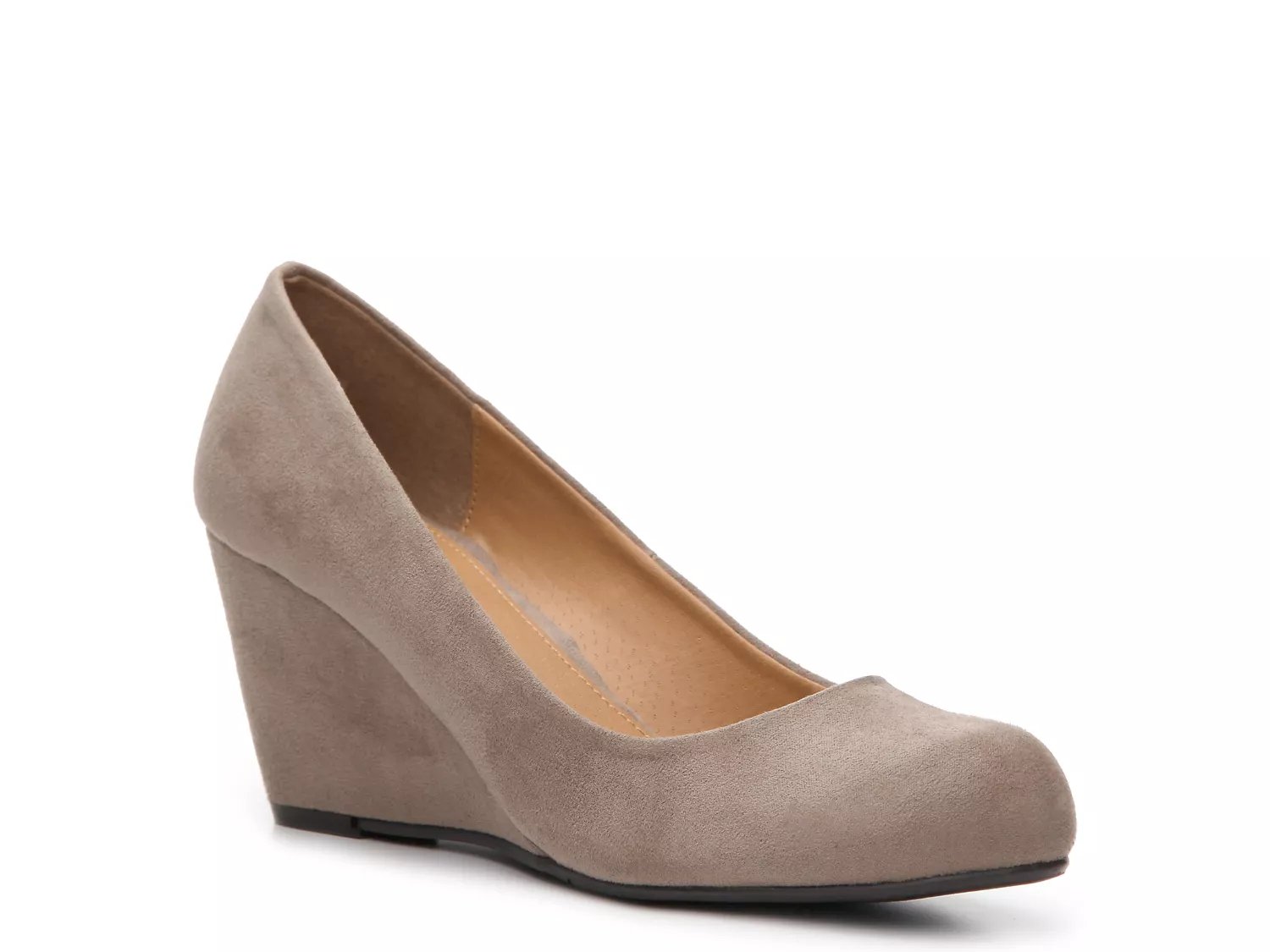 tan closed toe pumps