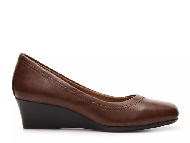 LifeStride Groovy Wedge Pump Free Shipping DSW