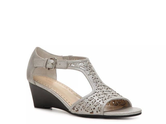 Dsw adrienne 2024 vittadini sandals