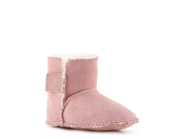 Minnetonka discount pug boots