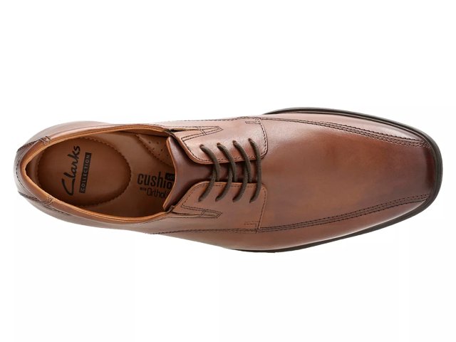 Clarks tilden oxford 2025