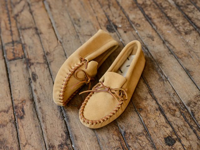 Dsw minnetonka clearance