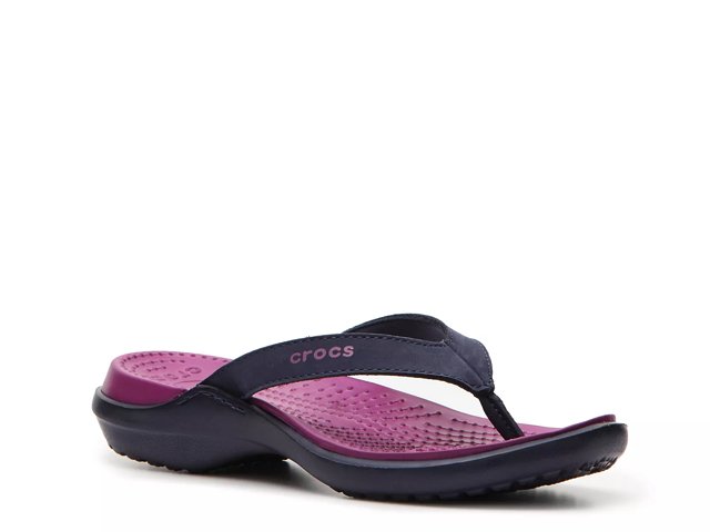 Crocs capri iv flip flops discount