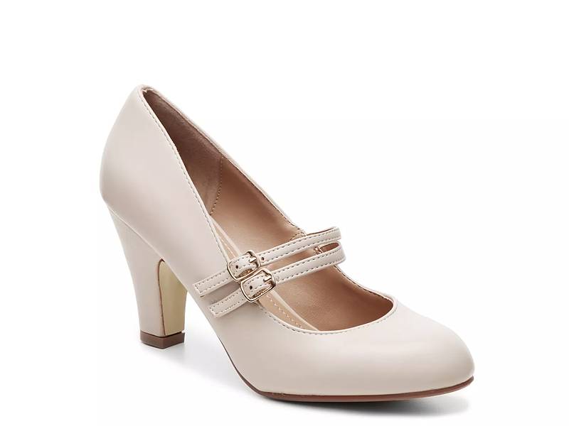 journee collection izzie pump