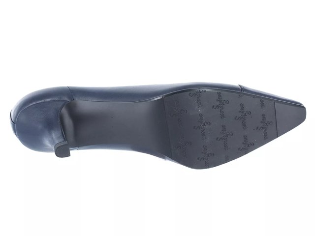 Chiffon Pump