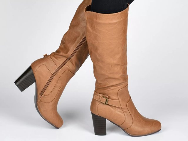 Journee collection hot sale boots dsw