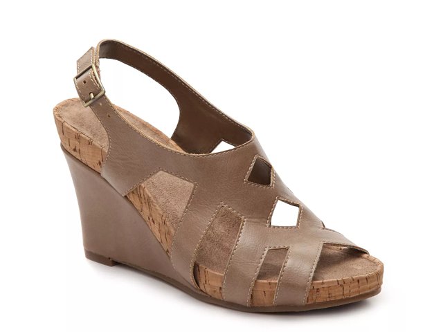 Aerosoles sales plush wedge