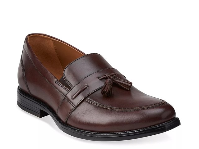 Dsw bostonian shop