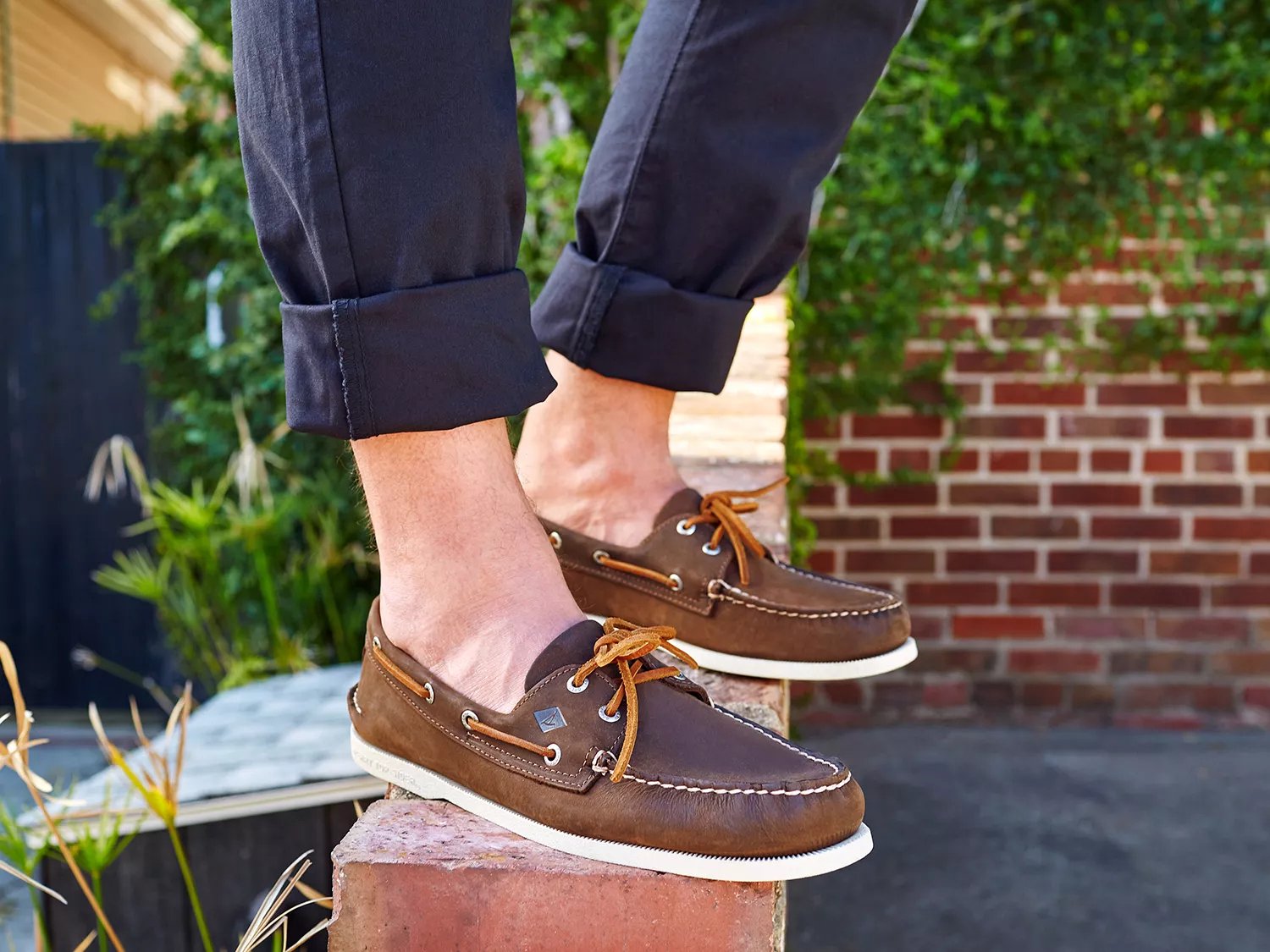 sperry two eye boat shoe