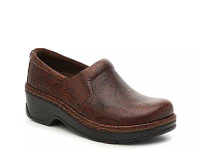 Klogs naples hot sale nursing shoes