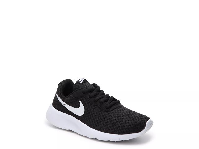 Kids nike tanjun black sales