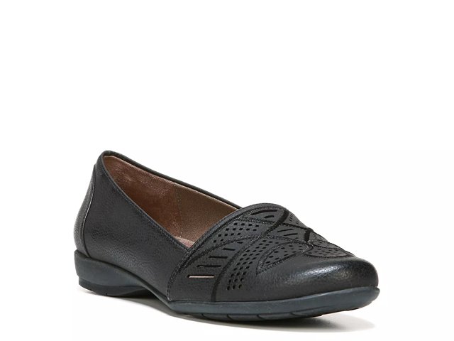 Dsw naturalizer flats top
