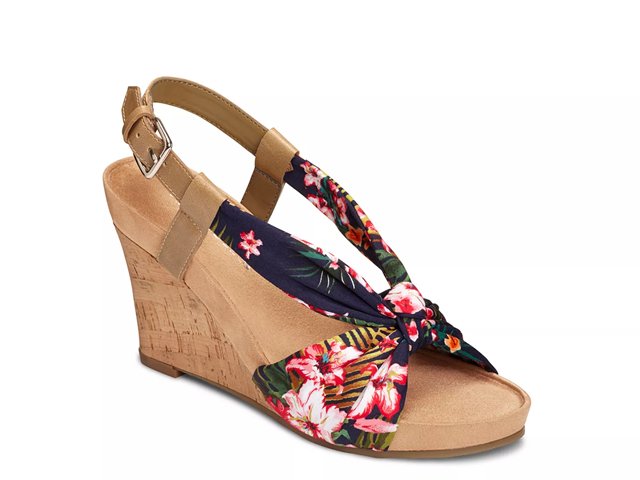 Aerosoles plush clearance wedge