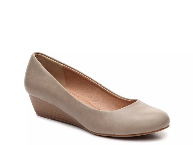 CL by Laundry Marcie Wedge Pump