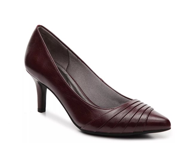 Dsw top burgundy pumps