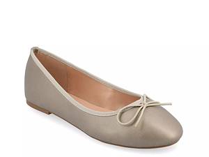 Grey leather hot sale flat shoes