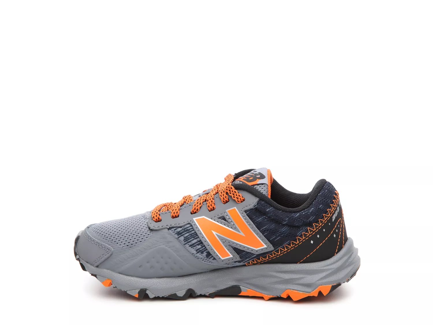 dsw trail running shoes