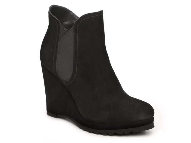 Vaneli hotsell boots dsw