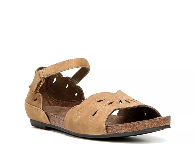 Naturalizer sales sandals dsw