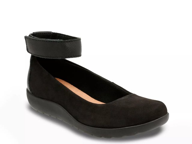 Clarks medora 2025 nina black