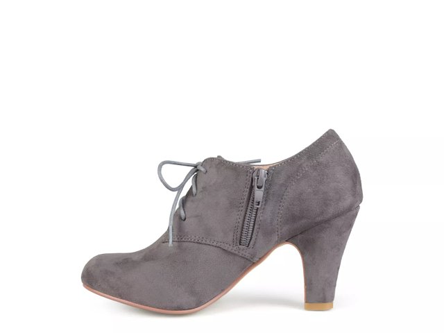 Journee collection leona bootie 2025