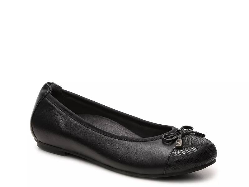 Vionic Anita Ballet Flat - Free Shipping | DSW