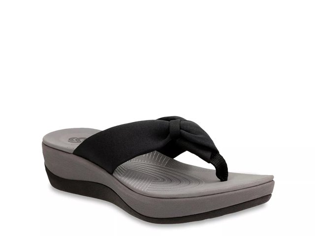 Clarks wedge flip clearance flops