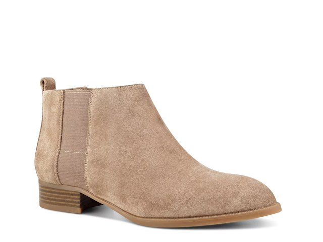 Nine West Nolynn Chelsea Boot