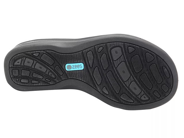 Bzees dream wedge sandals outlet