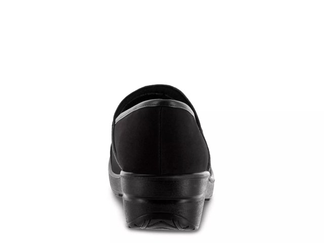 Easy street origin clog outlet