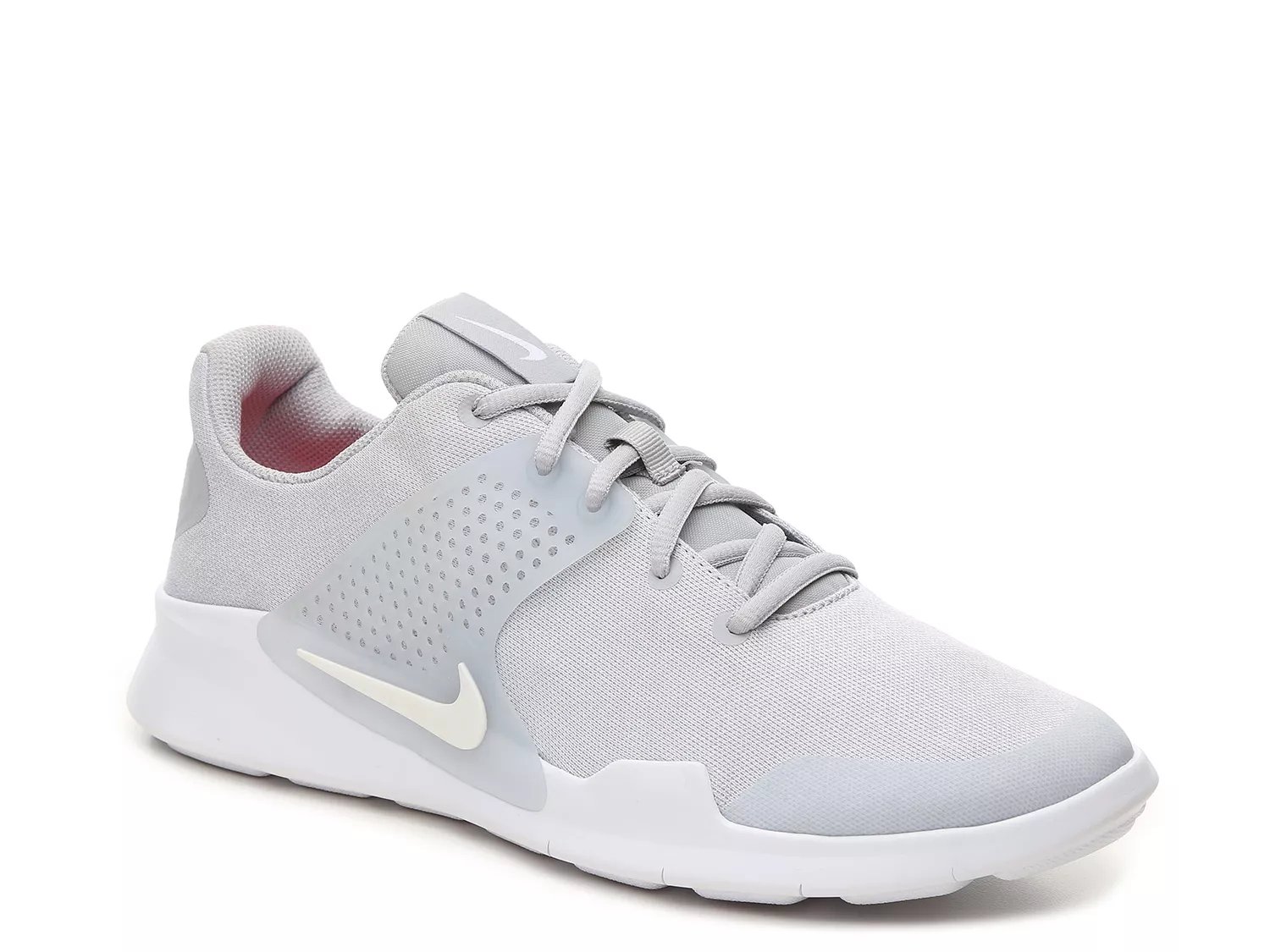 nike men's arrowz sneaker