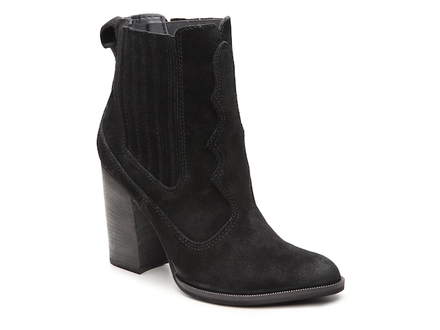 Dolce Vita Conway Chelsea Boot - Free Shipping | DSW