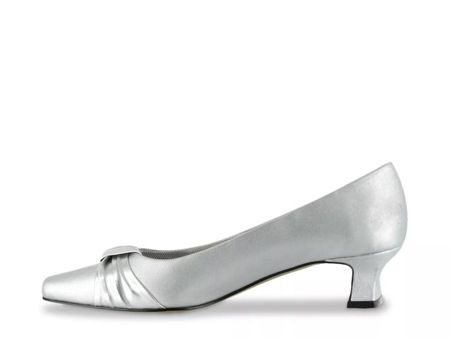 Easy street waive pumps outlet