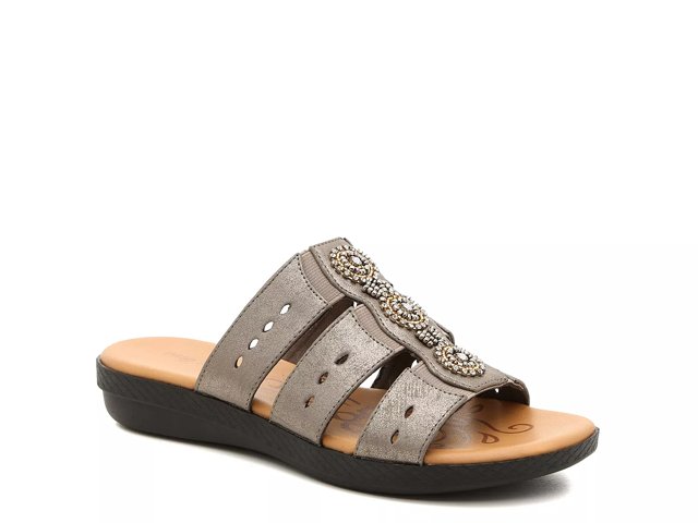 Easy street nori sandals top