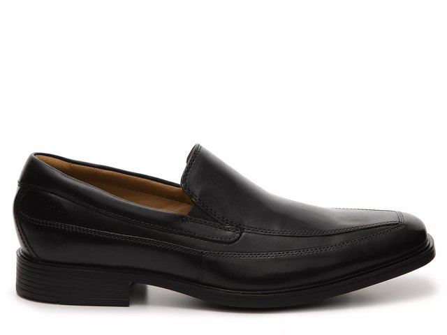 Clarks Tilden Free Slip On