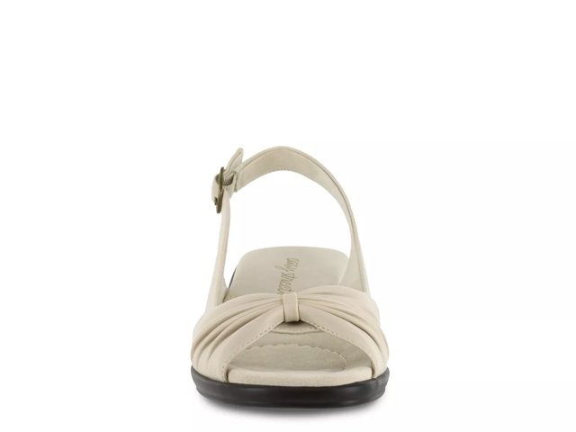Easy street cheap fantasia sandals
