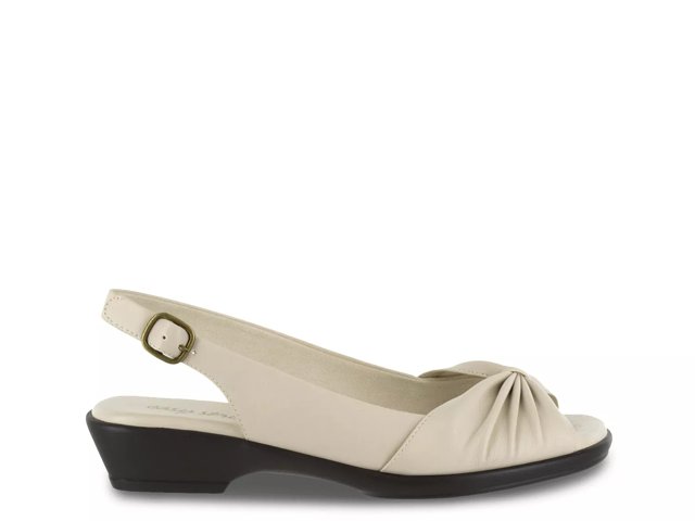 Easy street women's fantasia heeled sandal best sale