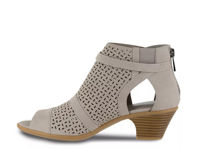 Easy Street Carrigan Bootie
