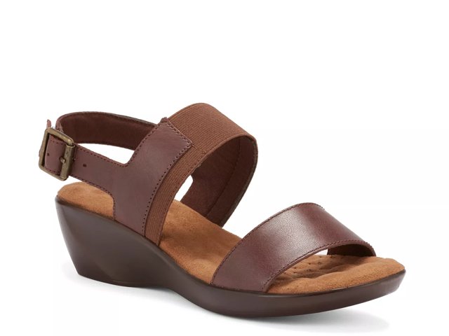 Dsw womens sales walking sandals