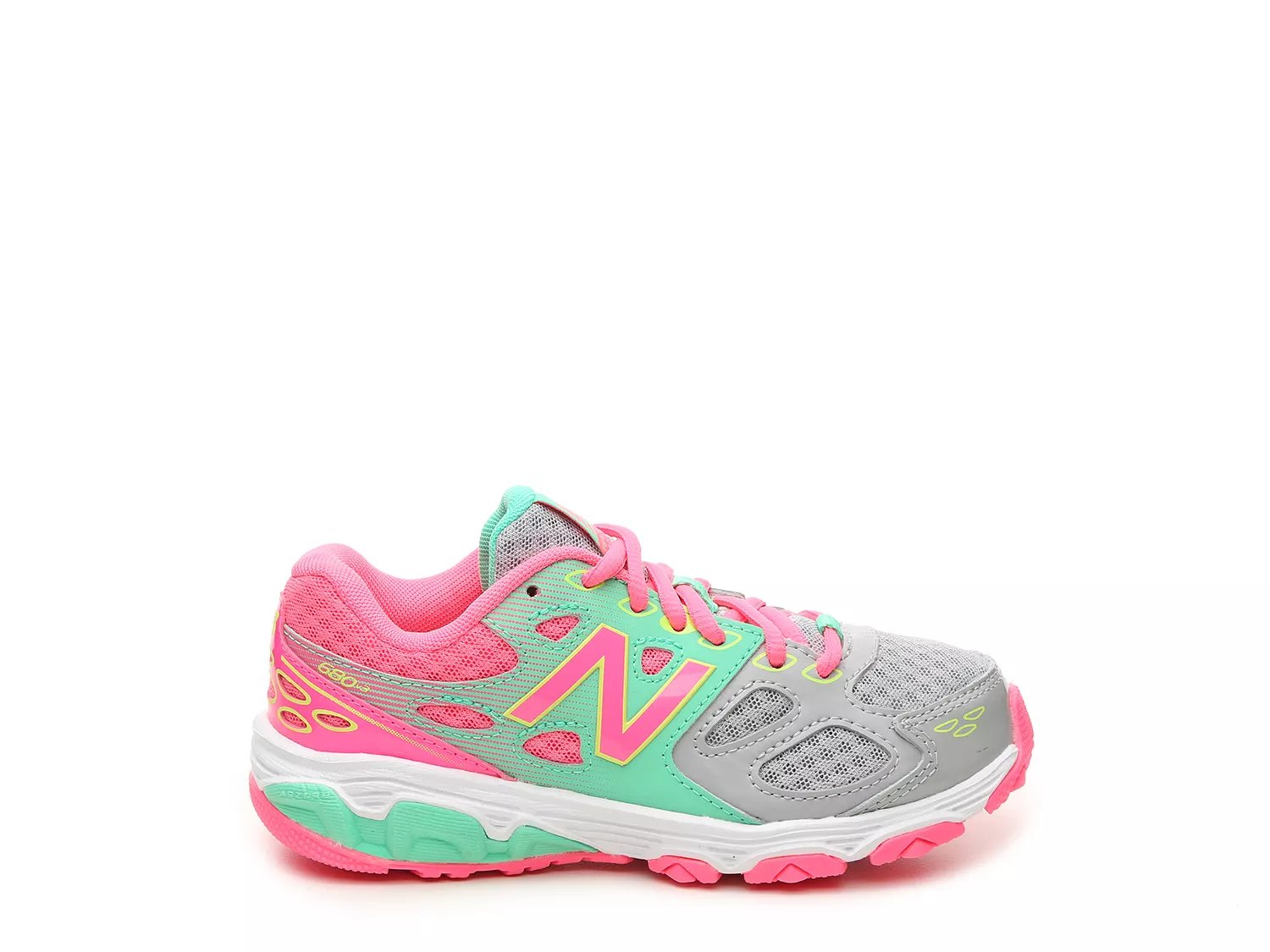 new balance 680v3 sneakers