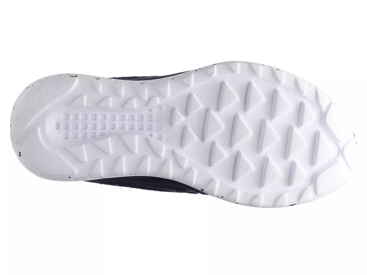 saucony kineta relay dsw