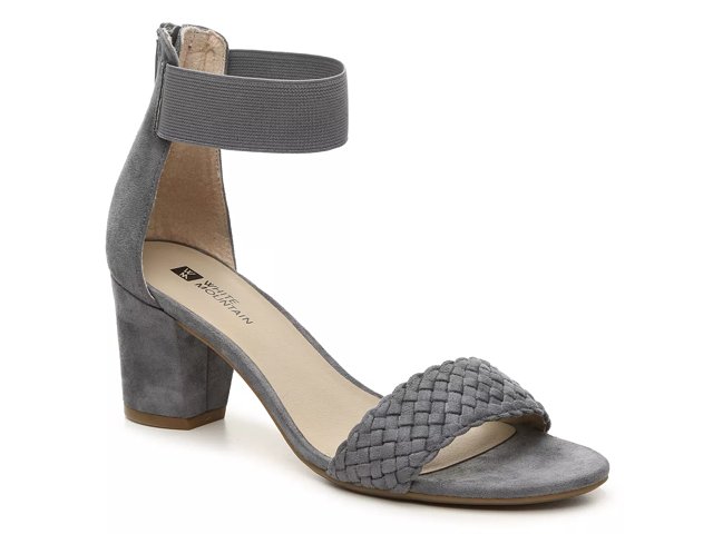 White mountain outlet eryn