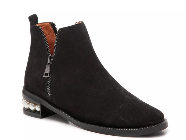 Catherine malandrino store boots pearl