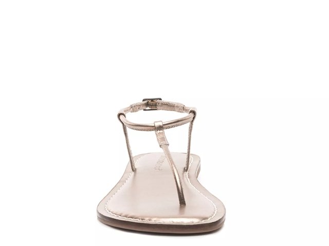 Bernardo lilly flat thong sandals deals