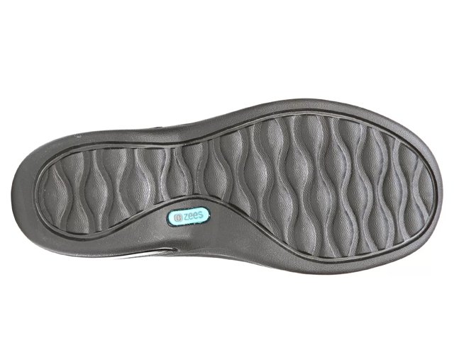 BZees Niche Slip On Free Shipping DSW